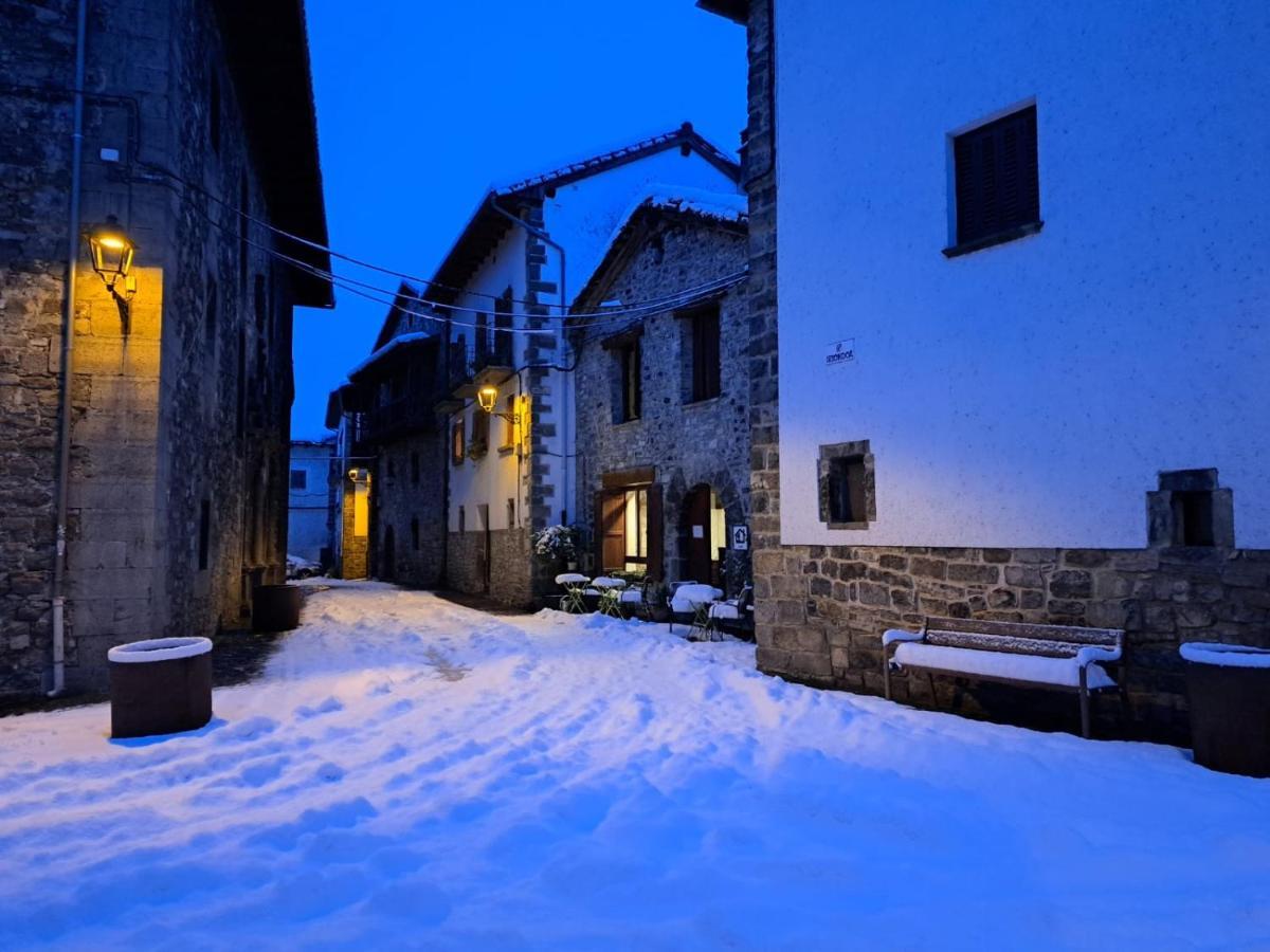 Tetxe B&B Roncal Buitenkant foto